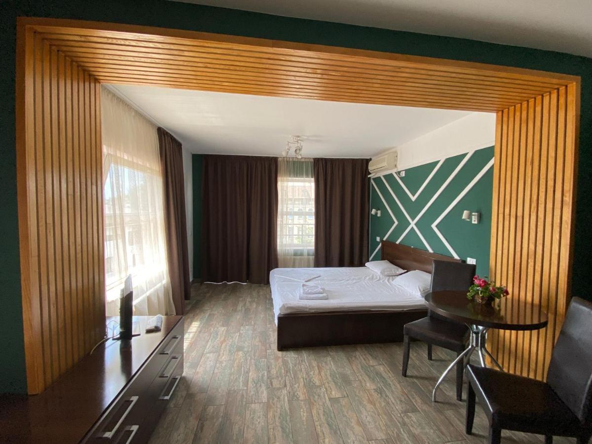 Ave Hotel Victoriei Bukarest Kültér fotó