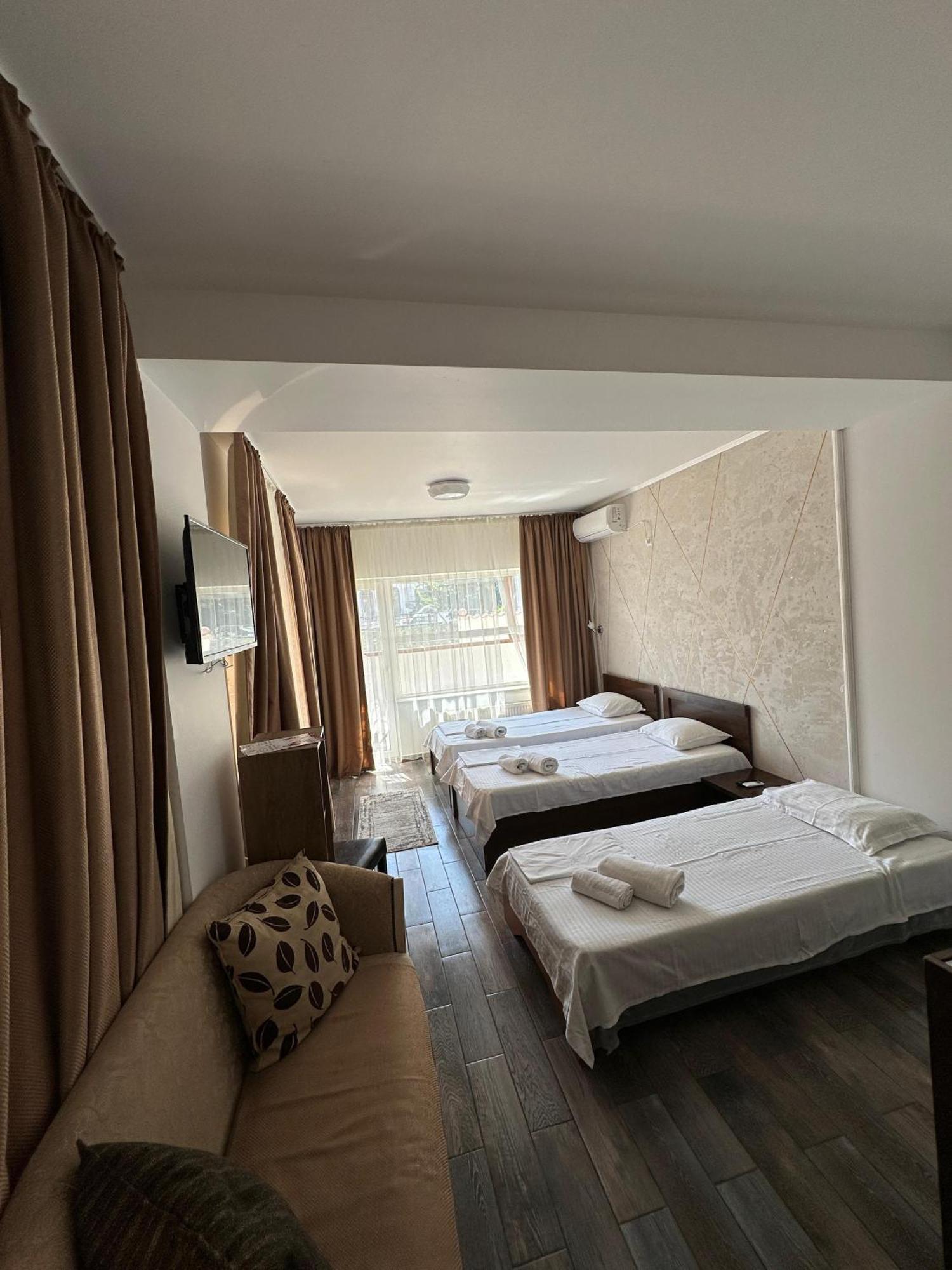Ave Hotel Victoriei Bukarest Kültér fotó